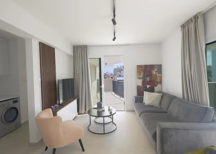 Eva Residences- Kapparis * 파라림니