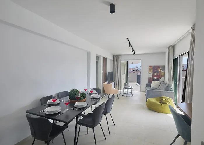 Eva Residences- Kapparis 파라림니